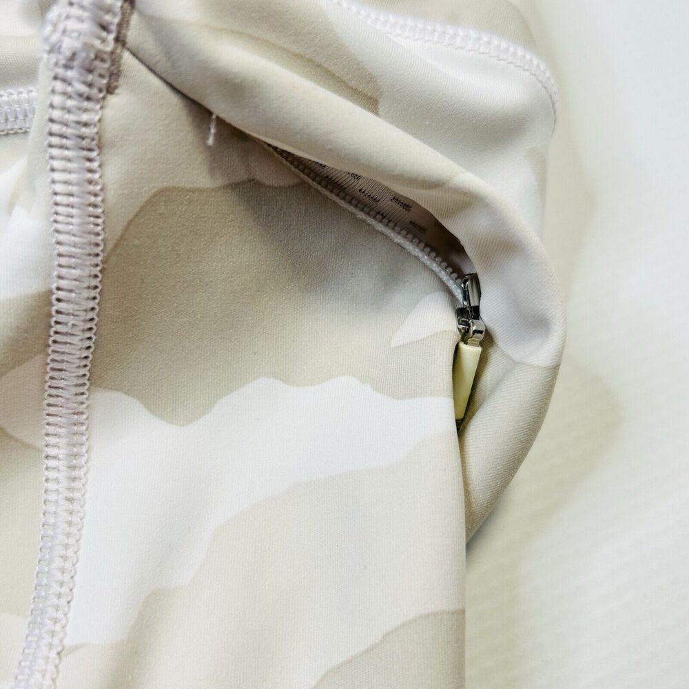 Athleta Womens Camo Contender 7/8 Tight leggings White Beige Size XS - Picture 6 of 13